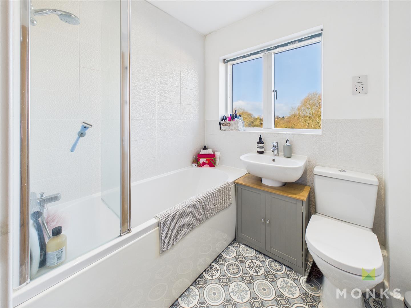 8 Saffron House Mill Road, Shrewsbury, SY2 6FR For Sale